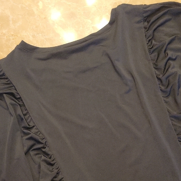 International Concepts Black Short- Sleeve Top w/ Elegant Ruched Side Panels, M - Picture 7 of 10